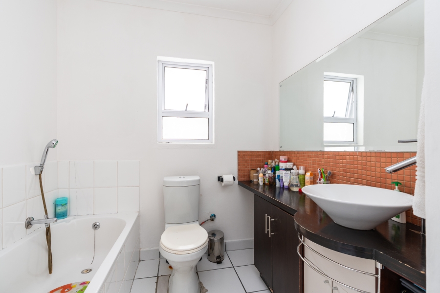 3 Bedroom Property for Sale in Thornton Western Cape